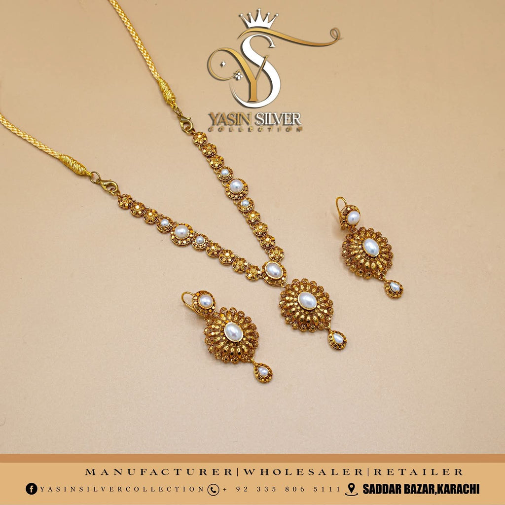 Royal Pearl Silver Necklace Set