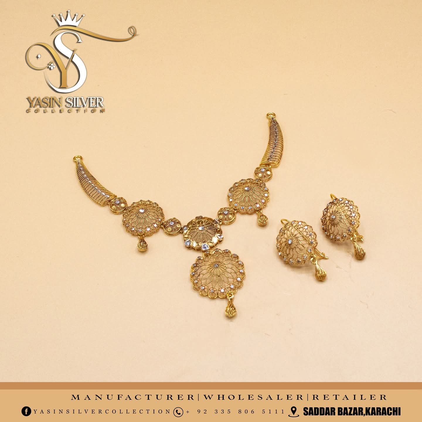 Exquisite Silver Filigree Necklace Set