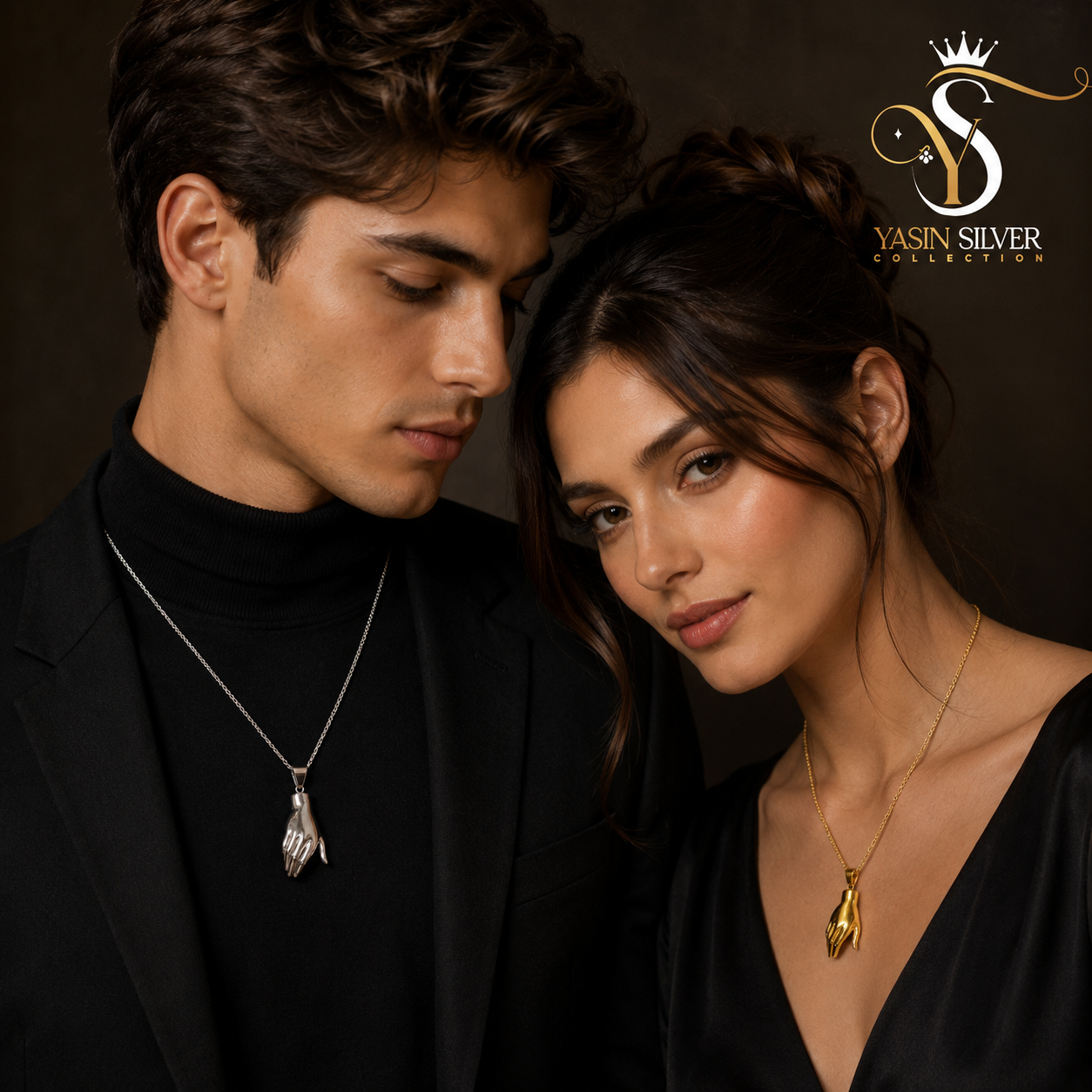 Couple Hand Pendant Necklace Set
