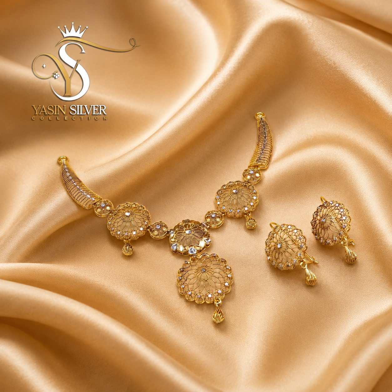 Exquisite Silver Filigree Necklace Set