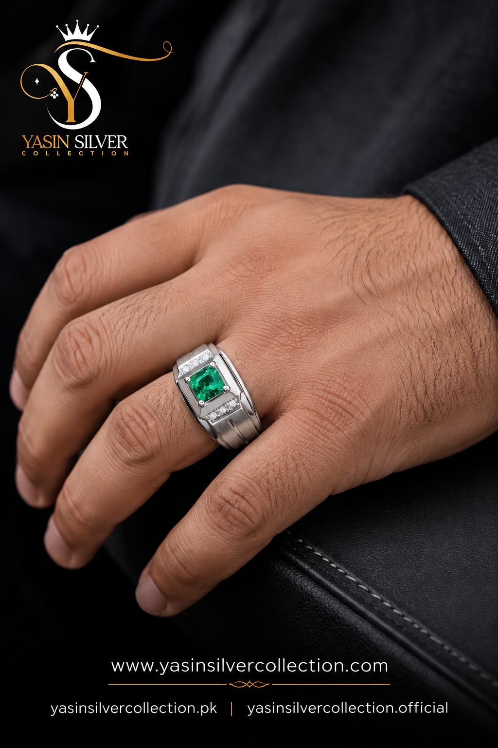 Emerald Crest Men’s Ring