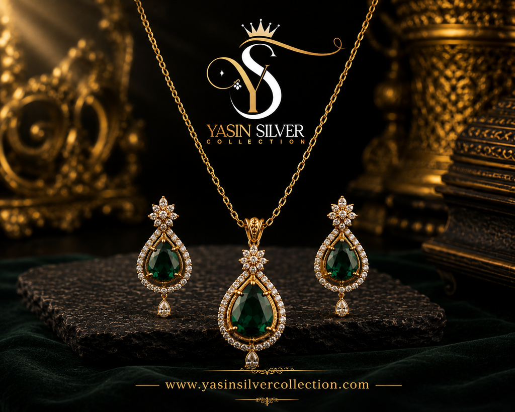 Emerald Royal Drop Pendant Set
