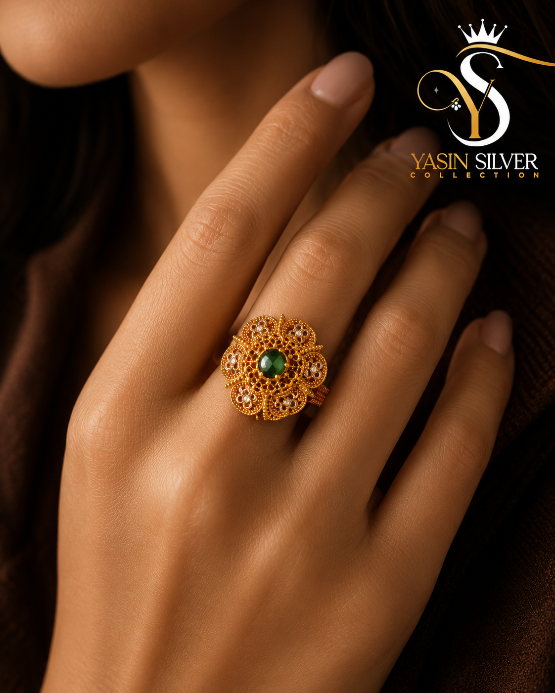 Royal Emerald Flower Ring